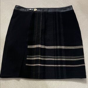 T Tahari Elegant Black Plaid Women's Skirt